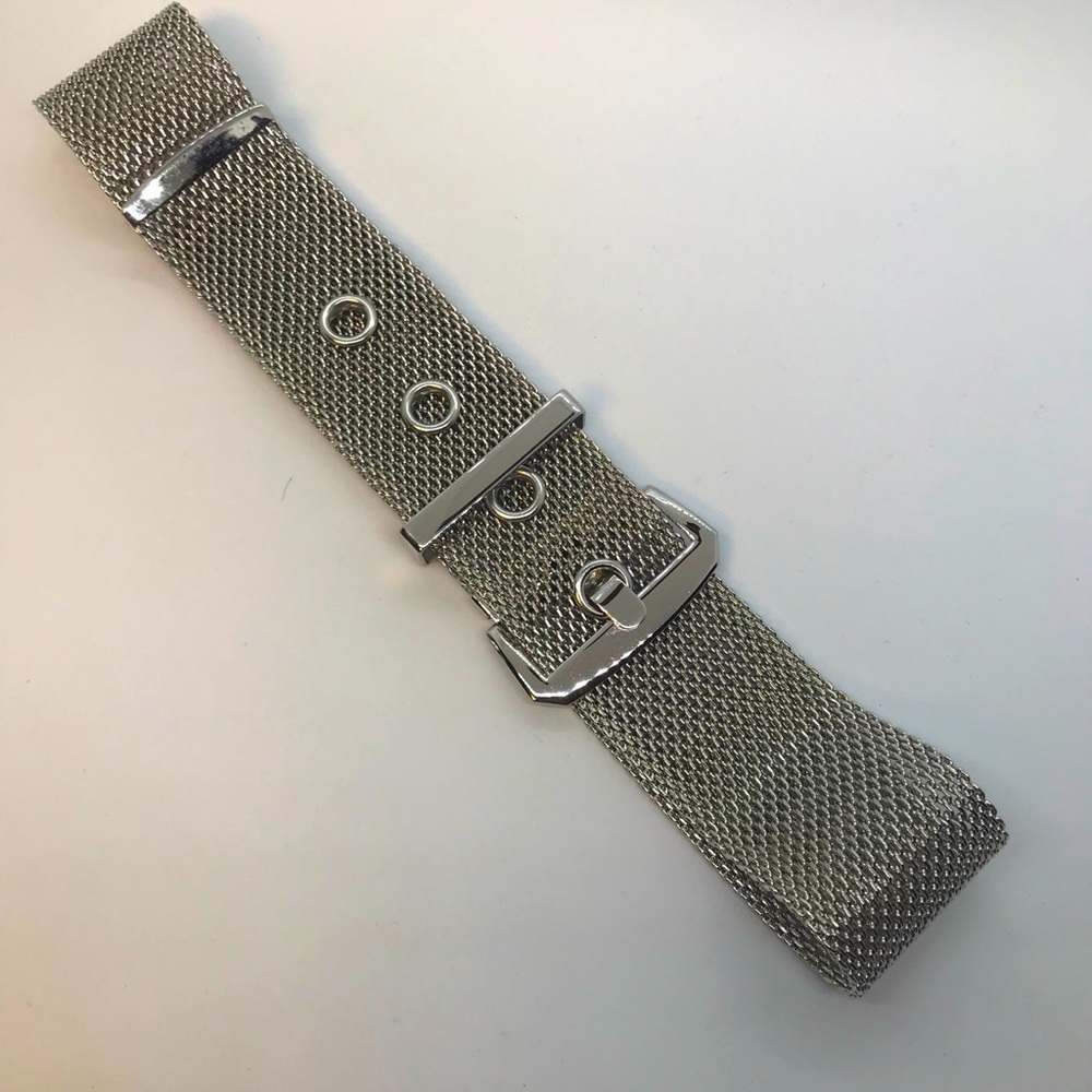 Retro 70s-80s Silver Tone Mesh Belt
